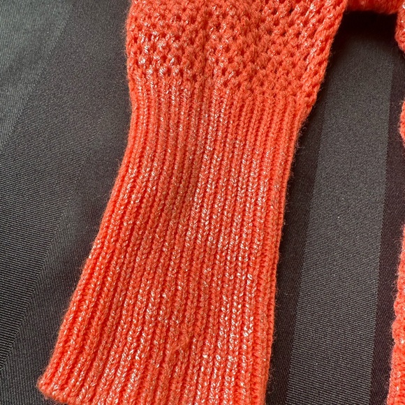 Long sleeved mesh like see through crew neck neon orange metallic silver thread - Picture 5 of 5